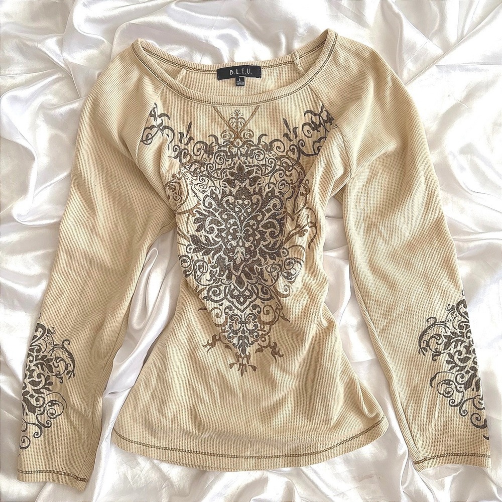 B.L.E.U. Tan Waffle Knit Thermal Top Brown Rhinestone Graphic Y2K Large
